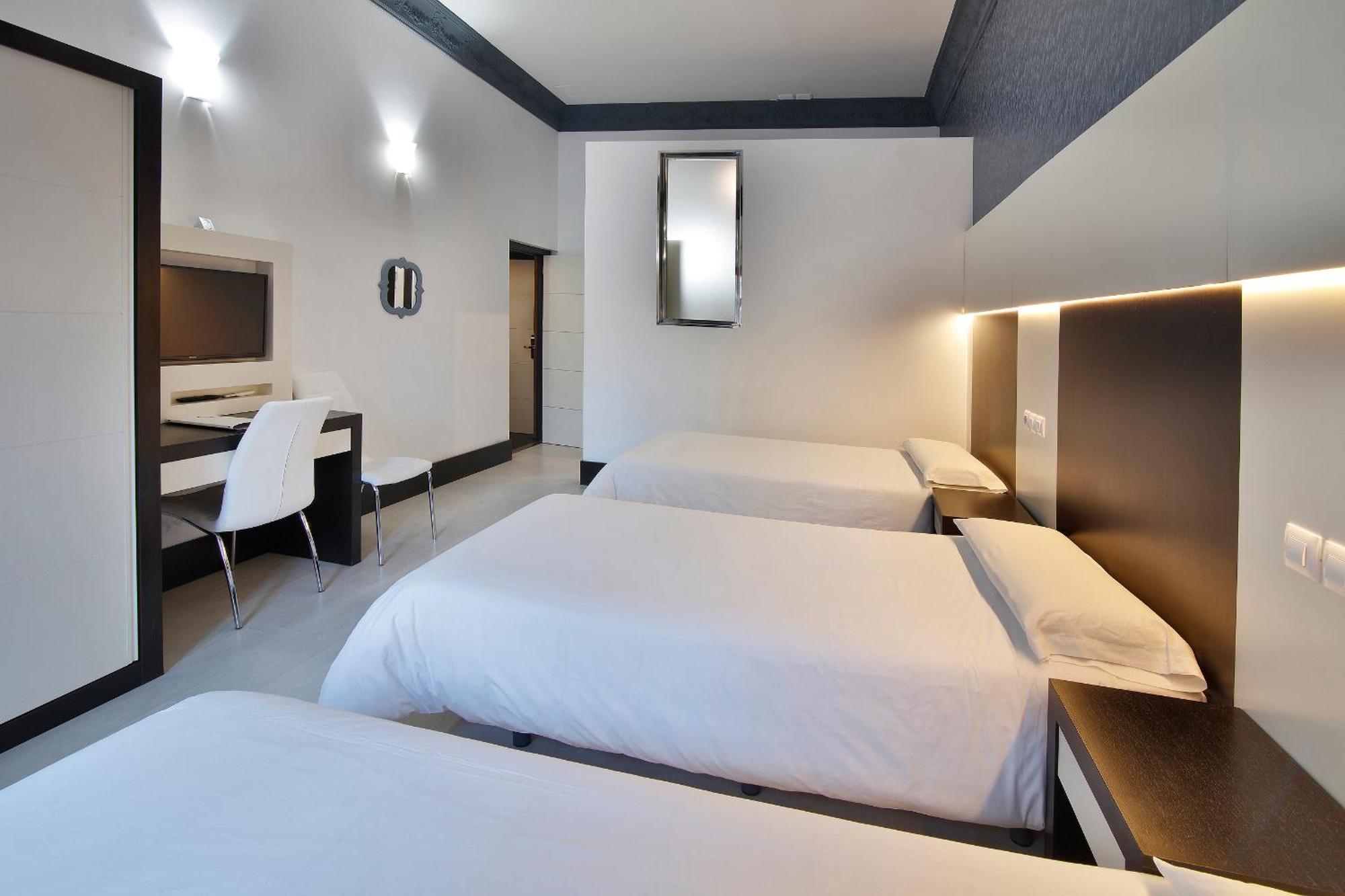 Alhambra Guest house Madrid